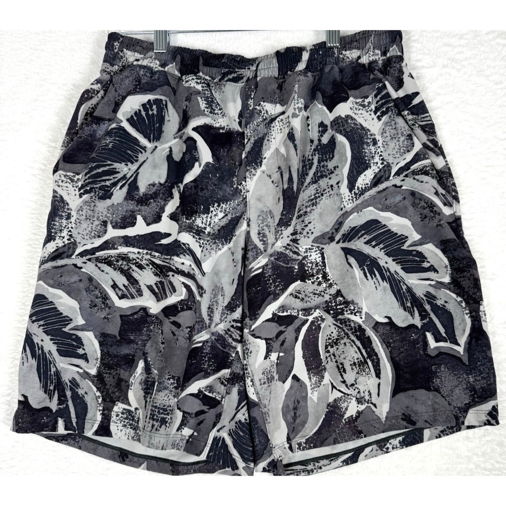 Lululemon 9" Pace Breaker Shorts Men Large Lined Tropical Shadow Sea Salt Palm